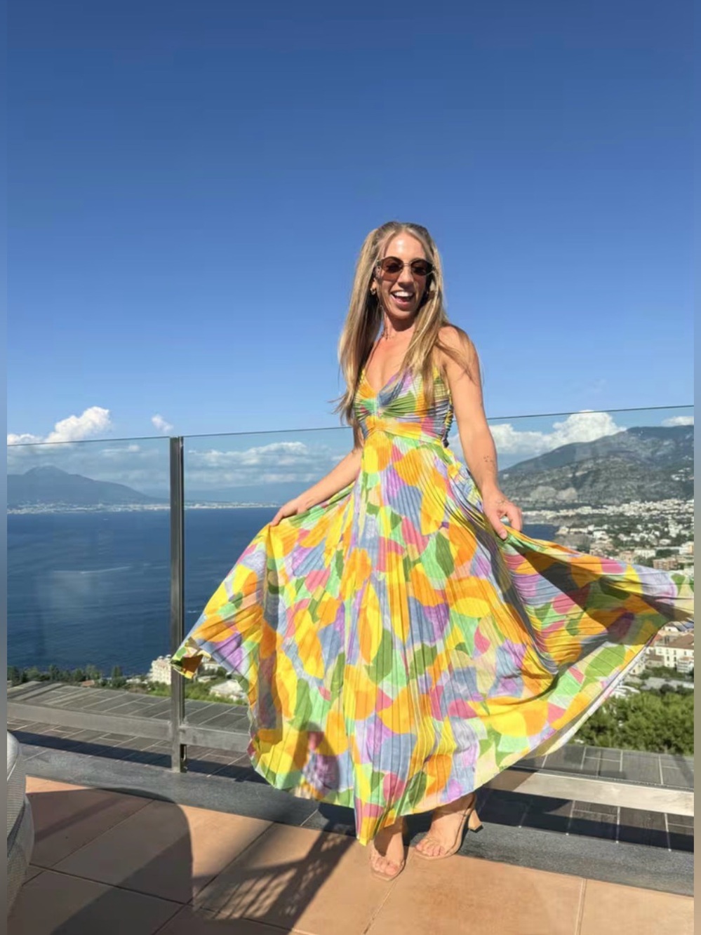 Astr bylthe Multicolor Pleated Midi Dress with V-Neck - Picture 4 of 12